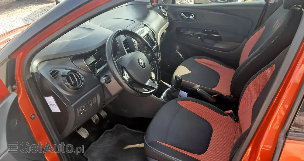RENAULT Captur 