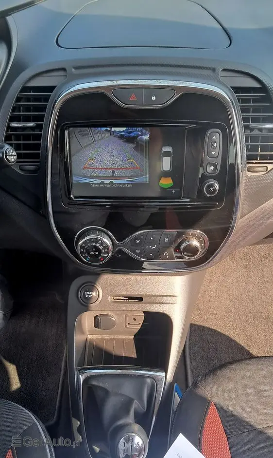 RENAULT Captur 