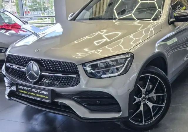 MERCEDES-BENZ GLC 