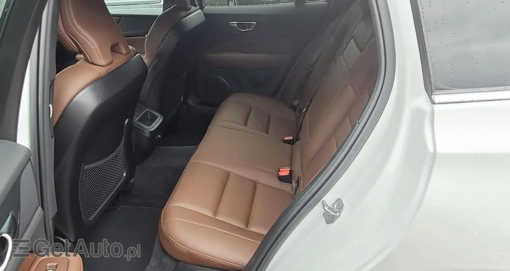VOLVO V60 D4 AWD Geartronic Inscription