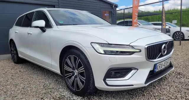 VOLVO V60 D4 AWD Geartronic Inscription