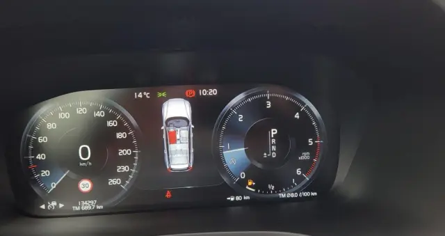 VOLVO V60 D4 AWD Geartronic Inscription