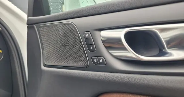 VOLVO V60 D4 AWD Geartronic Inscription