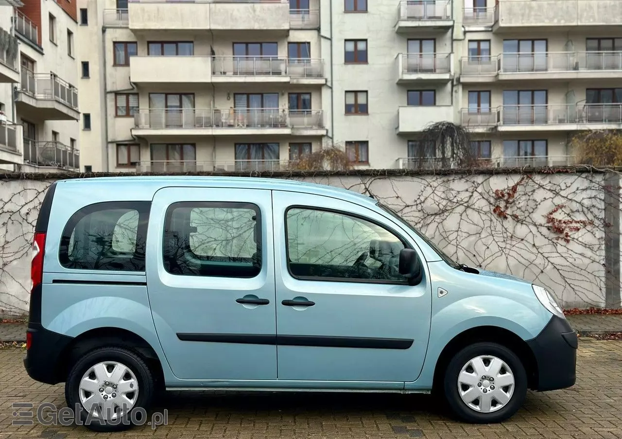 RENAULT Kangoo 1.6 8V Happy Family