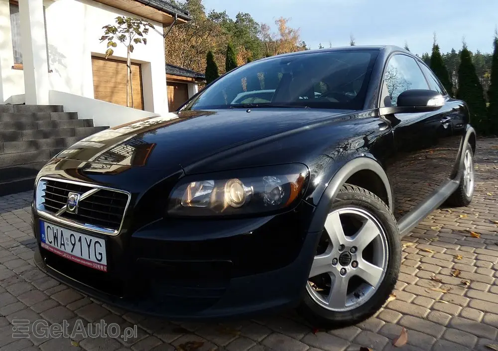 VOLVO C30 
