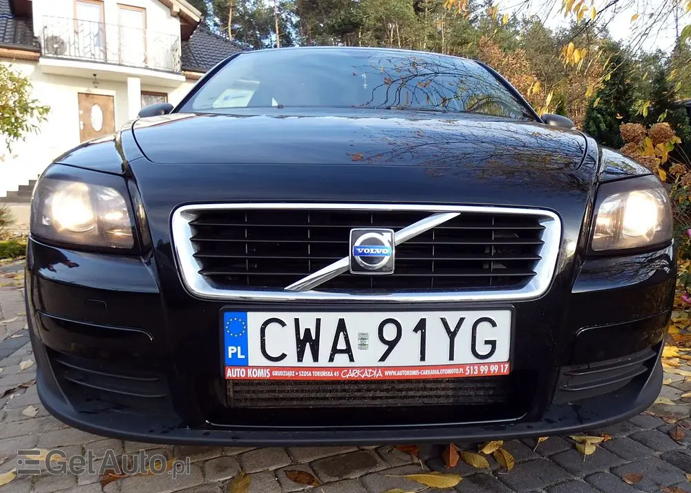 VOLVO C30 