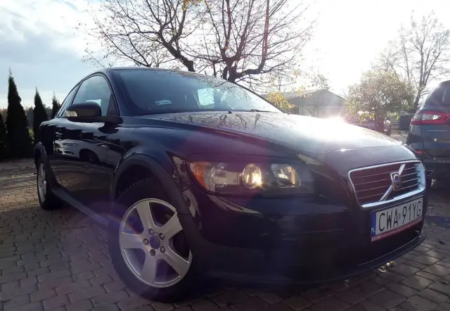 VOLVO C30 