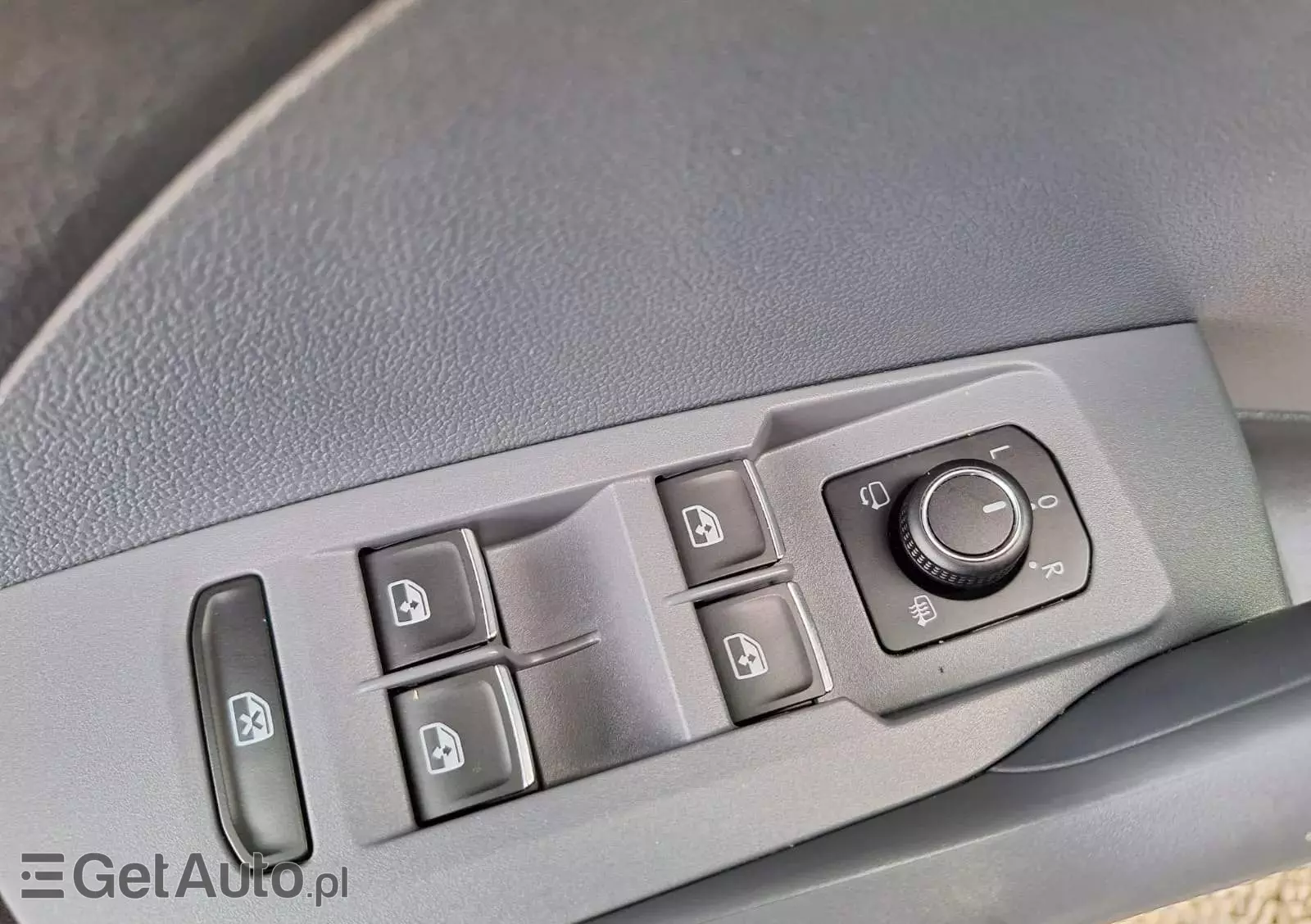 VOLKSWAGEN T-Cross 1.0 TSI OPF DSG Style