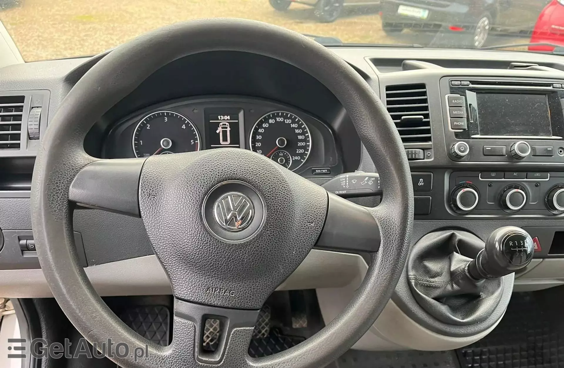 VOLKSWAGEN T5 