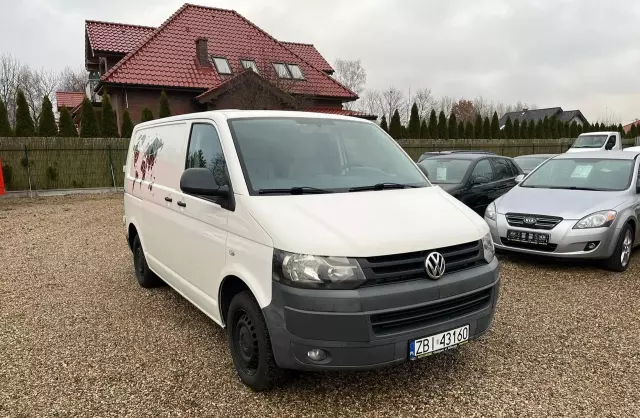 VOLKSWAGEN T5 