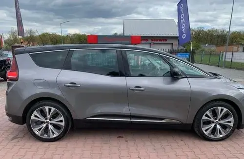 RENAULT Grand Scenic 