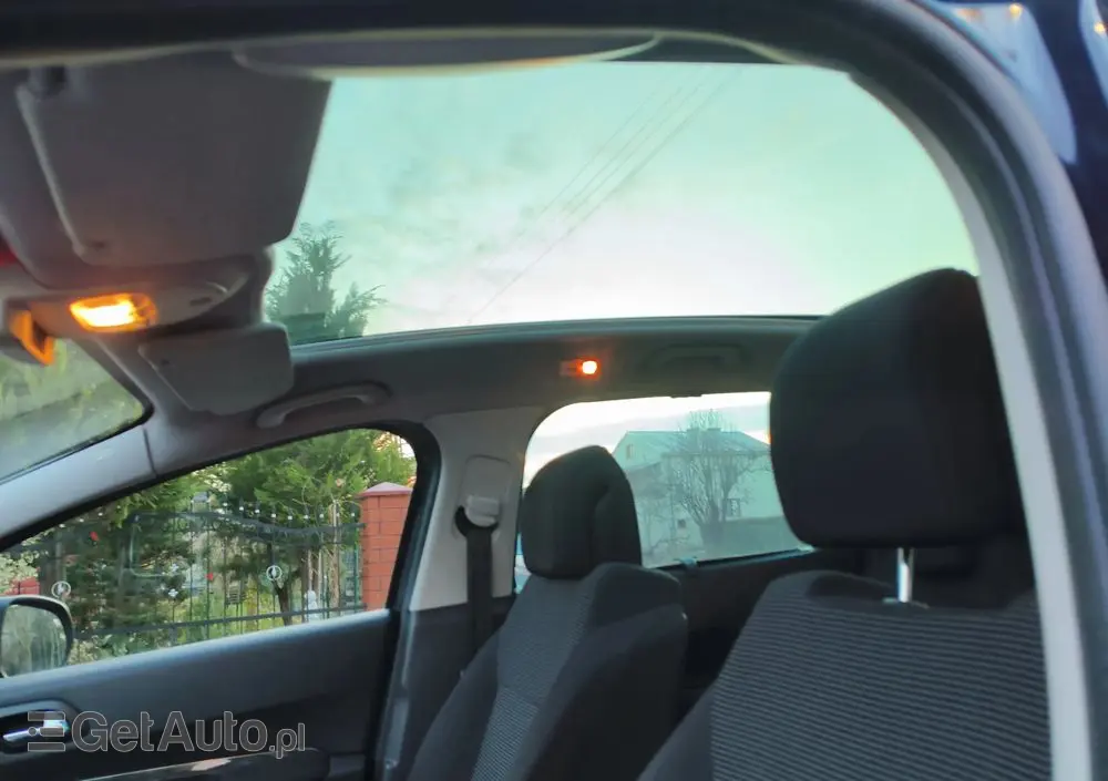 PEUGEOT 5008 155 THP Allure