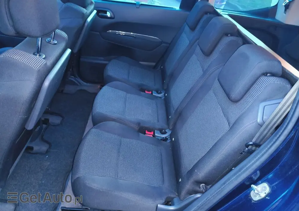 PEUGEOT 5008 155 THP Allure