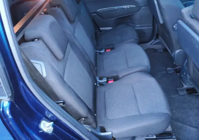 PEUGEOT 5008 155 THP Allure