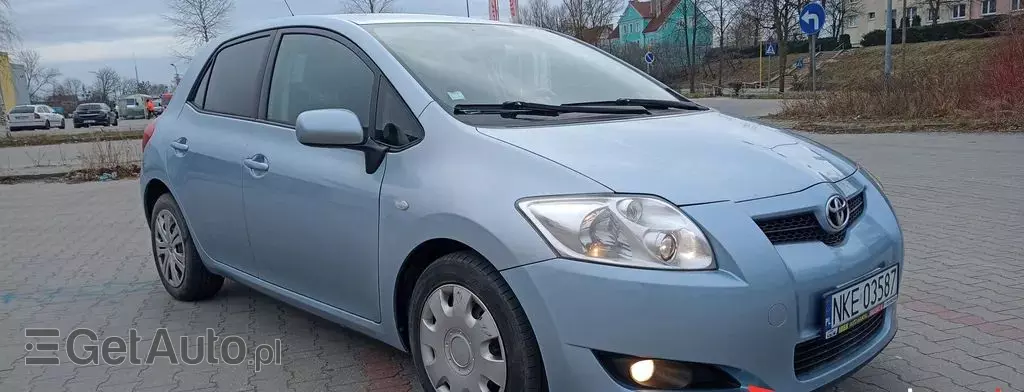 TOYOTA Auris 2.0 D-4D (126 KM)