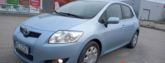 TOYOTA Auris 2.0 D-4D (126 KM)