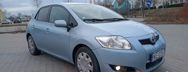 TOYOTA Auris 2.0 D-4D (126 KM)
