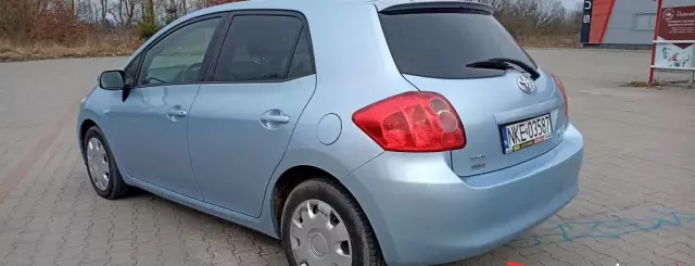TOYOTA Auris 2.0 D-4D (126 KM)
