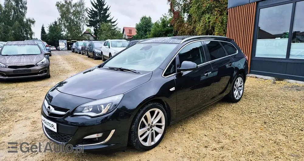OPEL Astra 1.4 Turbo Cosmo
