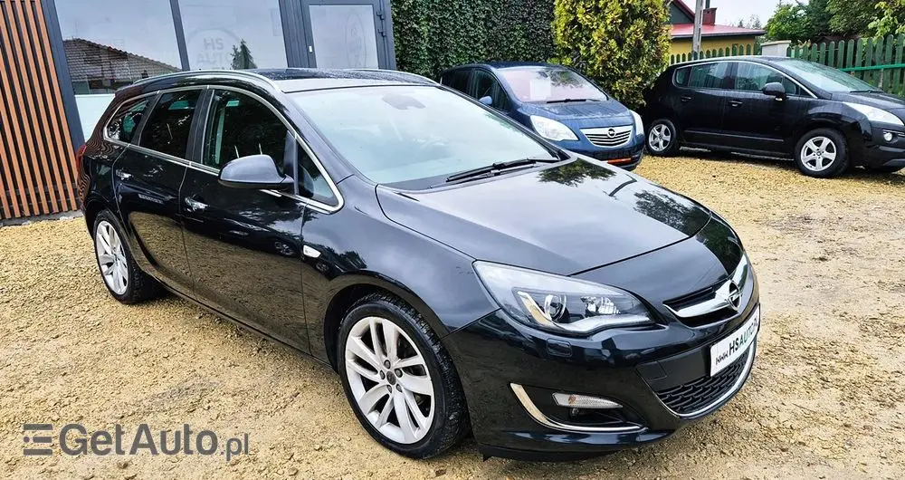 OPEL Astra 1.4 Turbo Cosmo