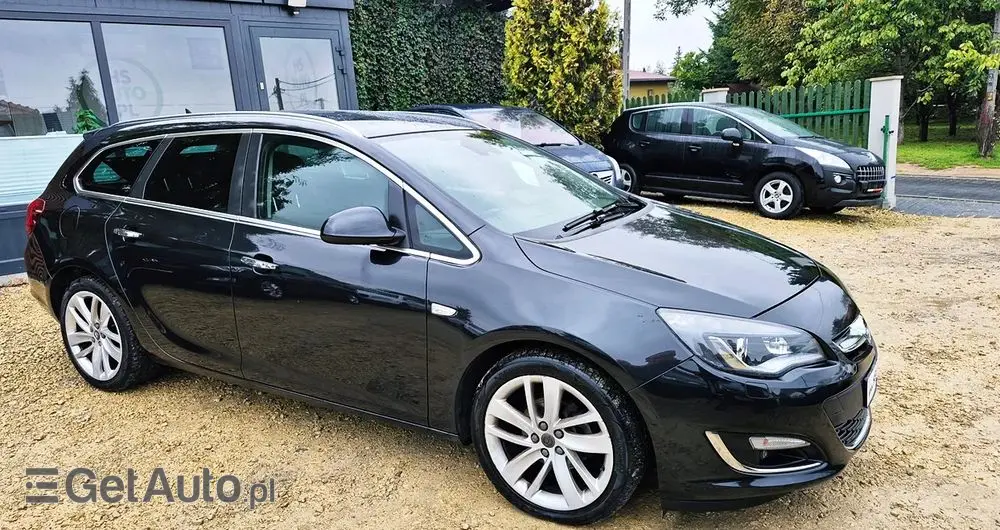 OPEL Astra 1.4 Turbo Cosmo