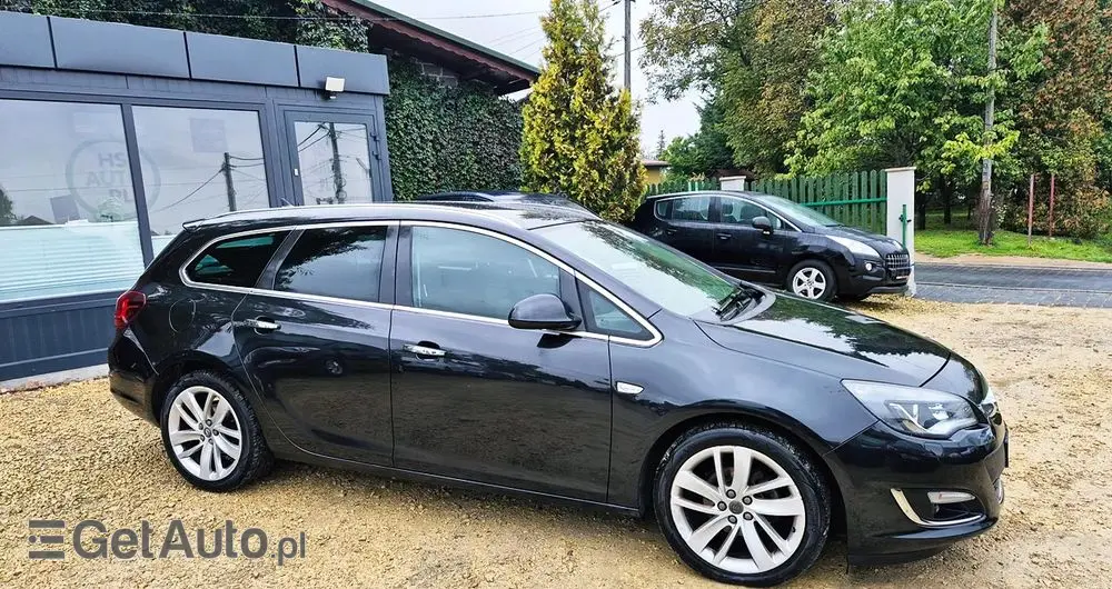 OPEL Astra 1.4 Turbo Cosmo