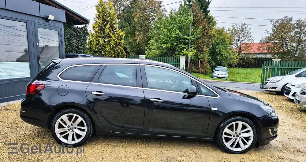 OPEL Astra 1.4 Turbo Cosmo