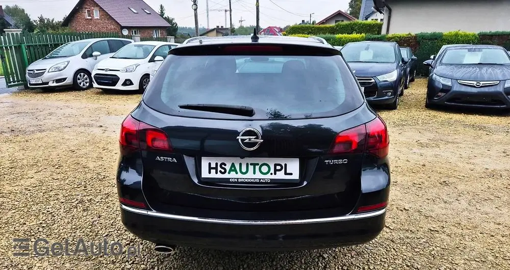 OPEL Astra 1.4 Turbo Cosmo