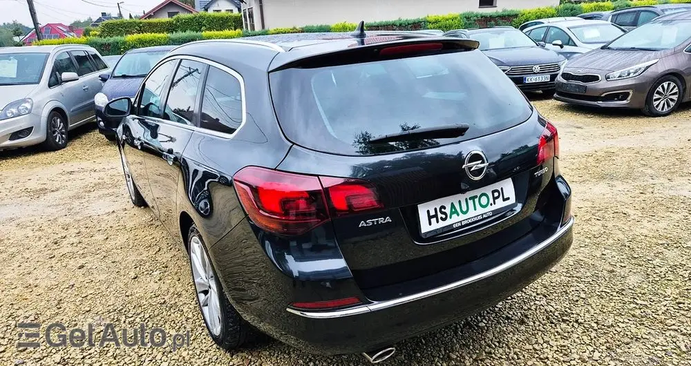 OPEL Astra 1.4 Turbo Cosmo