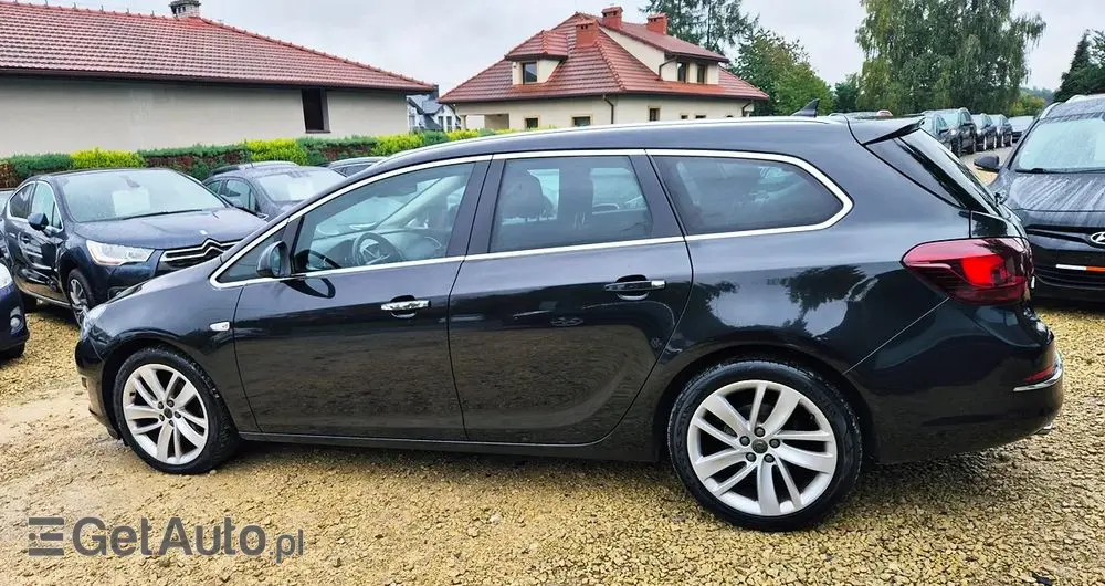 OPEL Astra 1.4 Turbo Cosmo