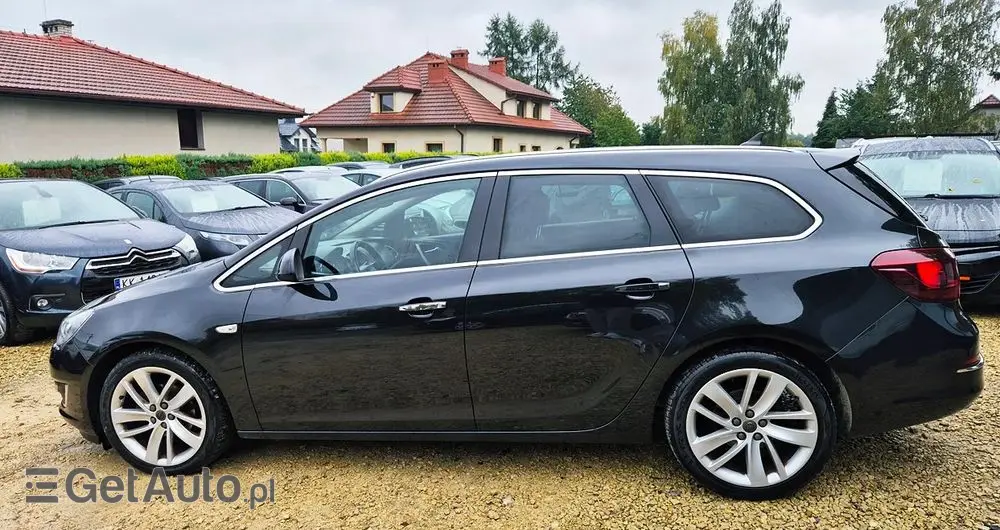 OPEL Astra 1.4 Turbo Cosmo