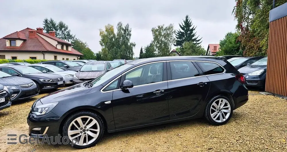 OPEL Astra 1.4 Turbo Cosmo