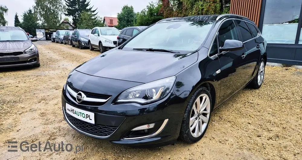 OPEL Astra 1.4 Turbo Cosmo
