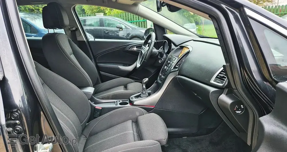 OPEL Astra 1.4 Turbo Cosmo