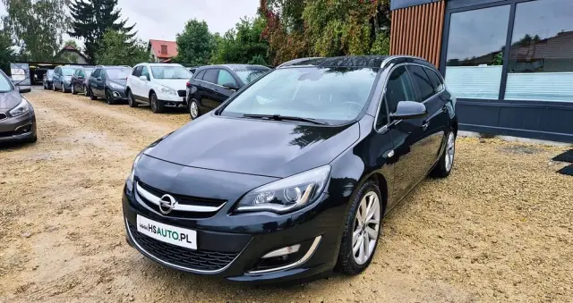OPEL Astra 1.4 Turbo Cosmo