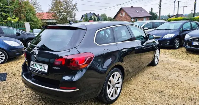 OPEL Astra 1.4 Turbo Cosmo