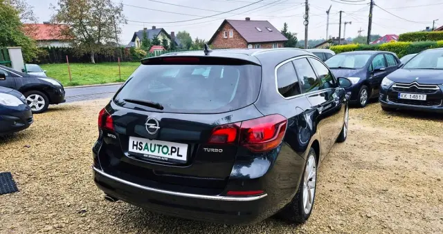 OPEL Astra 1.4 Turbo Cosmo