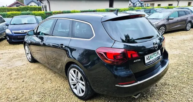 OPEL Astra 1.4 Turbo Cosmo