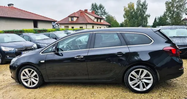 OPEL Astra 1.4 Turbo Cosmo