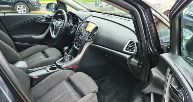 OPEL Astra 1.4 Turbo Cosmo