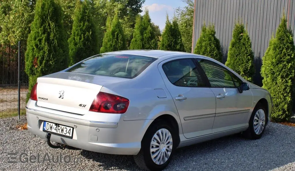 PEUGEOT 407 