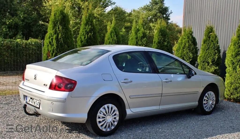 PEUGEOT 407 