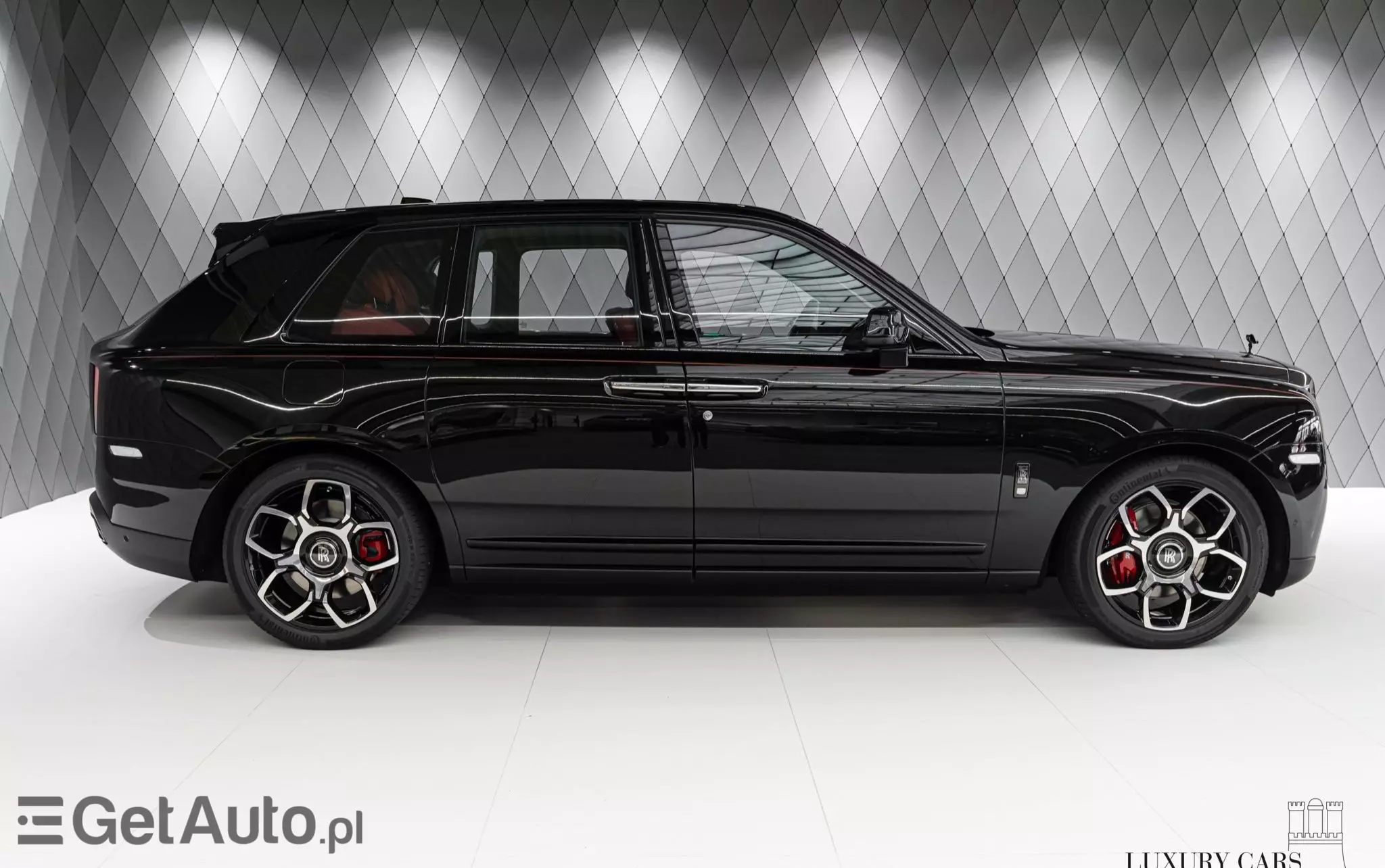 ROLLS-ROYCE Cullinan 