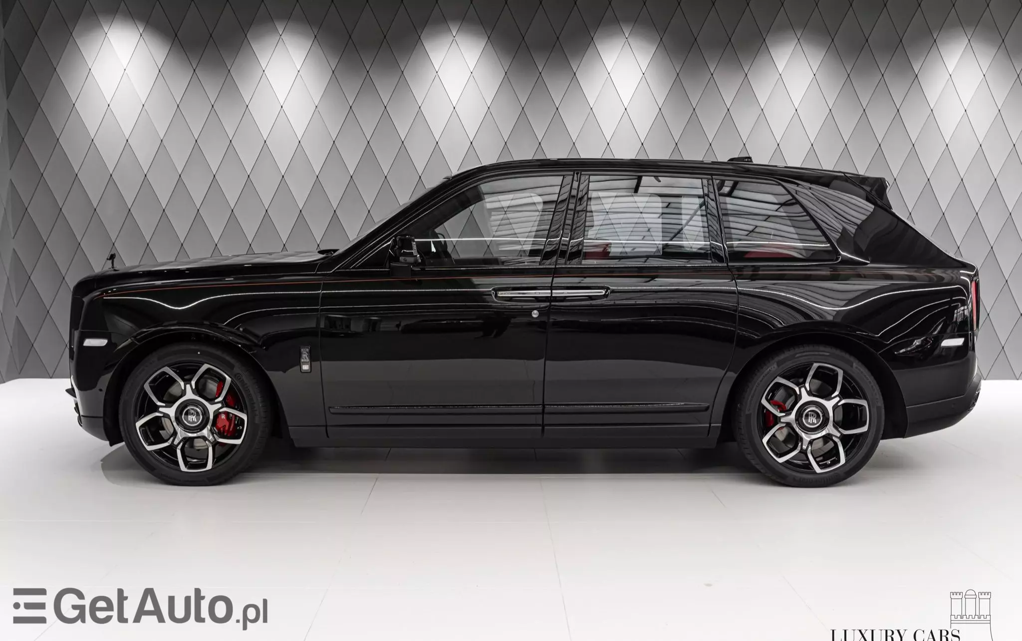 ROLLS-ROYCE Cullinan 