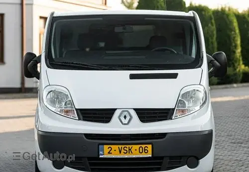 RENAULT Trafic 