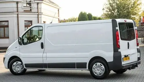 RENAULT Trafic 