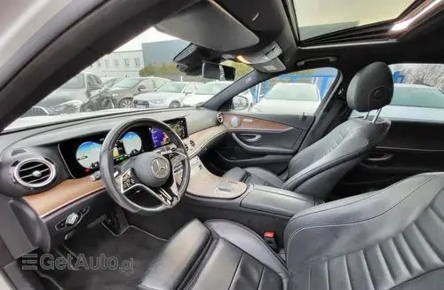 MERCEDES-BENZ Klasa E 