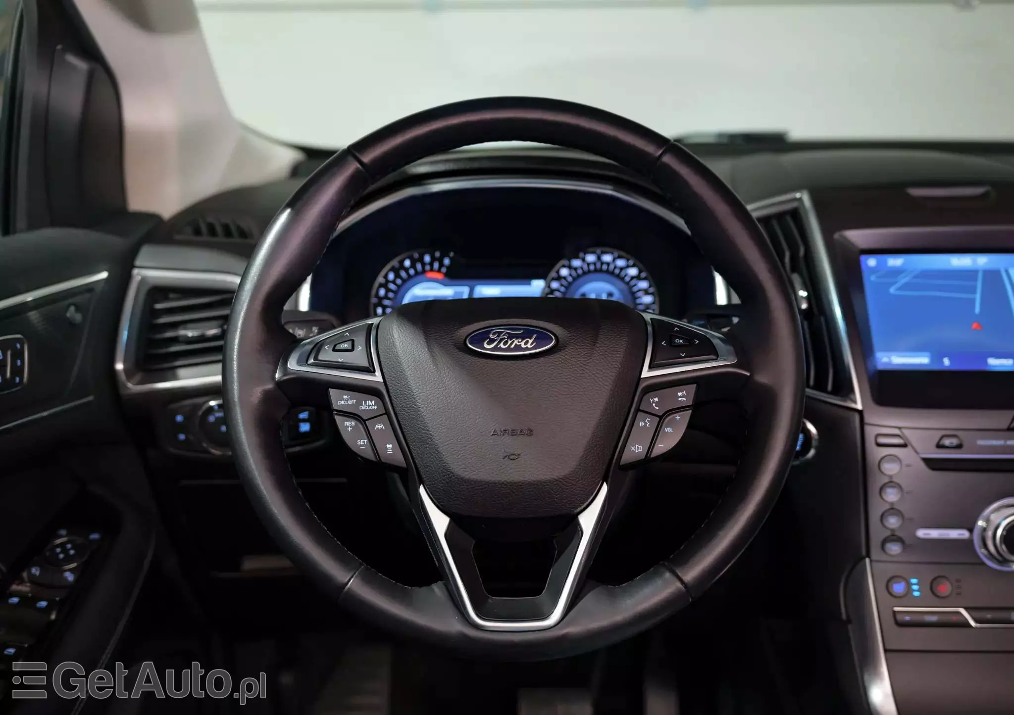 FORD Edge 2.0 EcoBlue Twin-Turbo 4WD Titanium