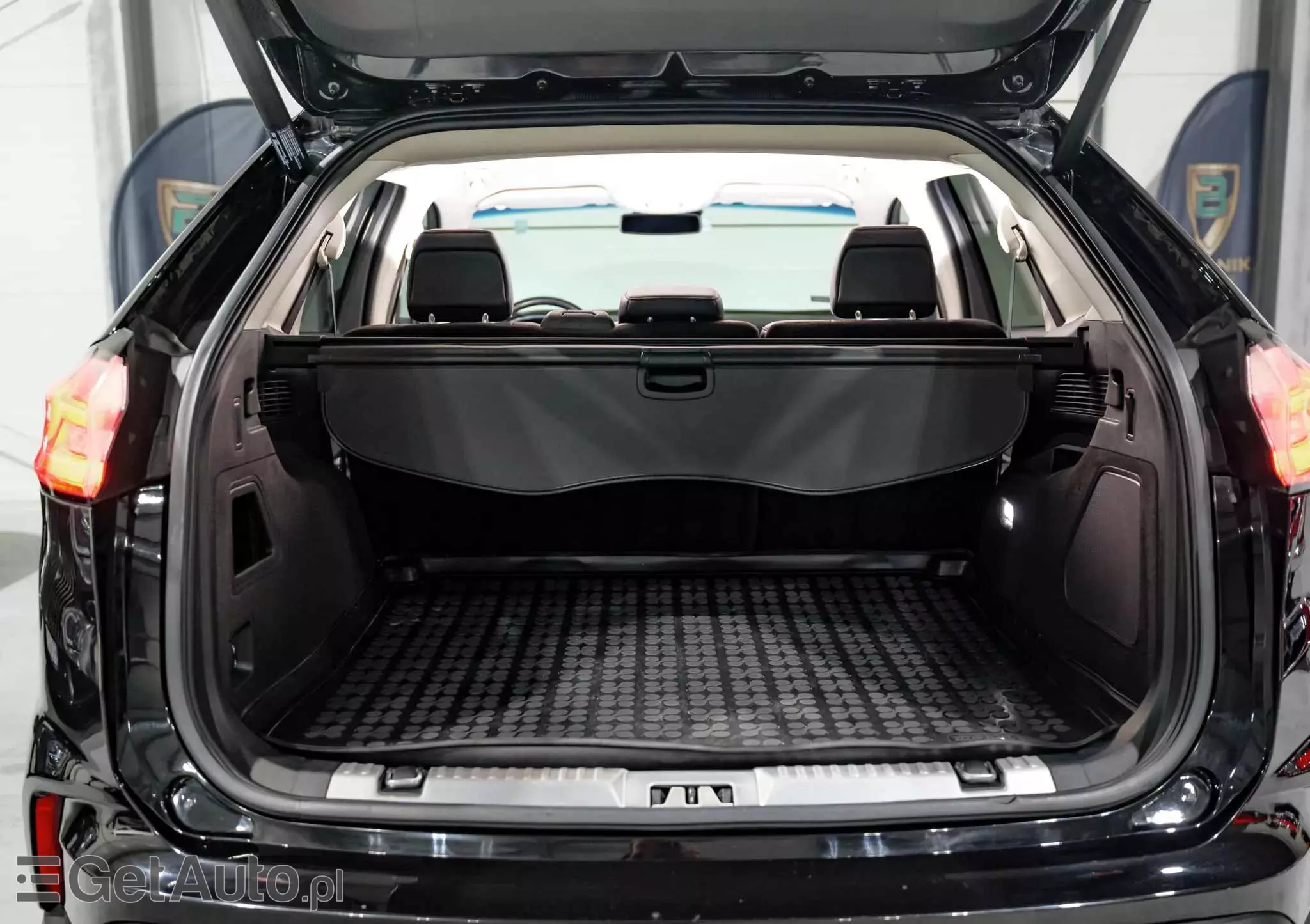 FORD Edge 2.0 EcoBlue Twin-Turbo 4WD Titanium