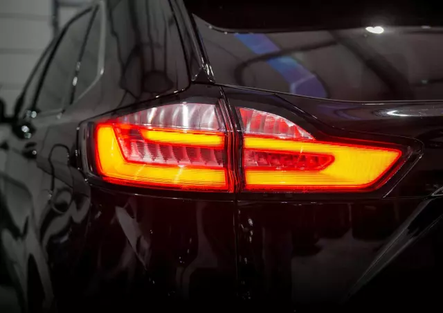 FORD Edge 2.0 EcoBlue Twin-Turbo 4WD Titanium